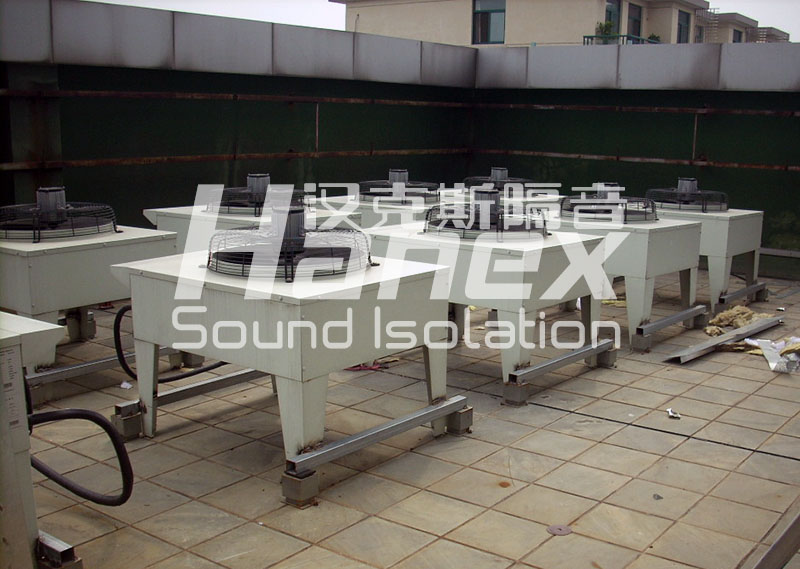 臺州市公安局中央空調噪聲治理現場 臺州市公安局中央空調噪聲治理現場