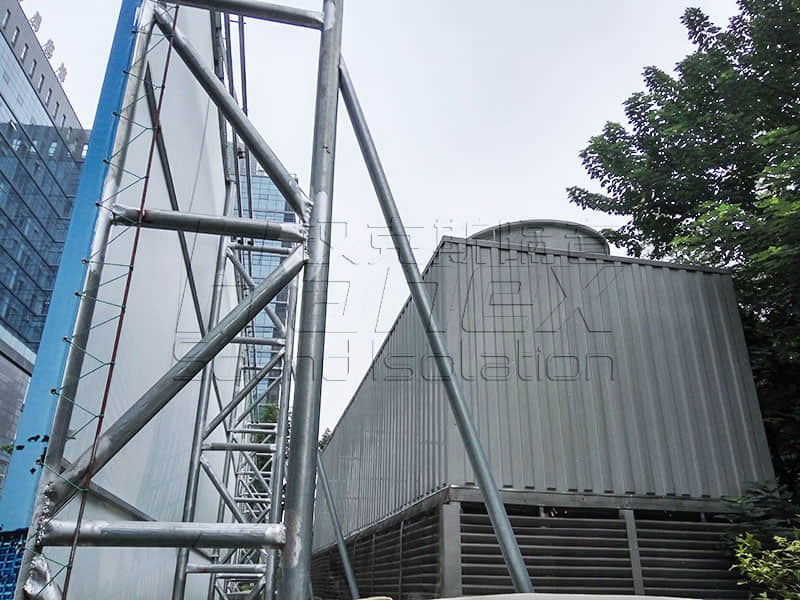 商業(yè)屋面裙樓中央空調(diào)冷卻塔降噪方案！降噪？減振誰(shuí)為主？